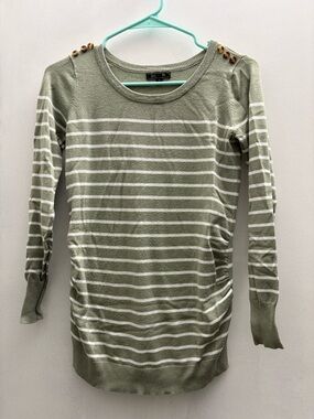 Lety & Me XS maternity Crewneck Sweater in Sage Green